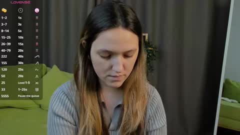 Sara online show from October 15, 2025, 7:25 pm