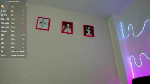 MIA OF artmiajoy online show from January 12, 2026, 11:26 am