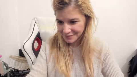 MIA online show from September 20, 2025, 11:17 pm