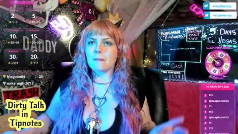 ArtsyHeartsyy online show from March 10, 2026, 1:10 am