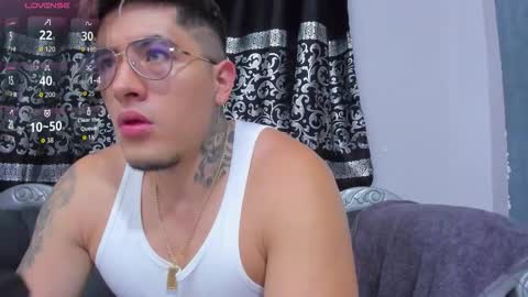 Artur online show from December 4, 2025, 11:19 am