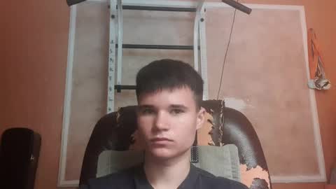 Snapshot of arvyn_ chatting on April 12, 2026, 8:52 am Denis online show from April 12, 2026, 8:52 am