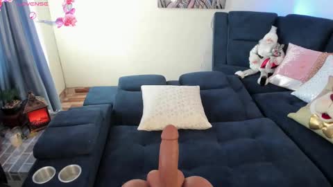 hellen online show from December 20, 2024, 6:13 pm