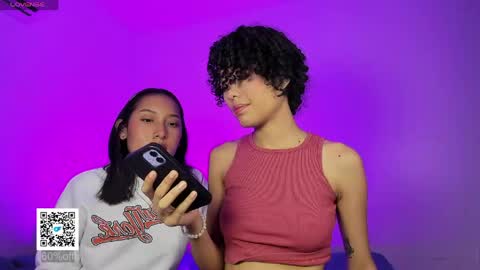 Snapshot of ary_and_kel chatting on May 21, 2026, 11:12 pm Ariana and Kelsieh online show from May 21, 2026, 11:12 pm