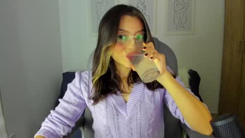 Zahaara online show from December 25, 2024, 9:54 pm