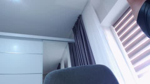 AryanAian1 online show from December 23, 2024, 9:05 am