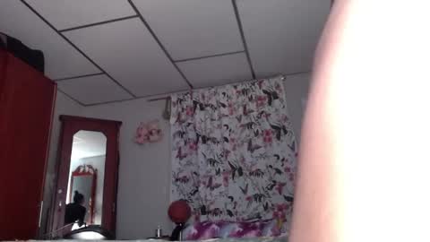 ximena online show from October 31, 2025, 3:40 am