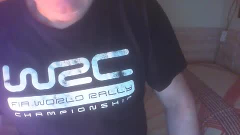 Snapshot of as3ix chatting on December 16, 2025, 9:36 am as3ix online show from December 16, 2025, 9:36 am