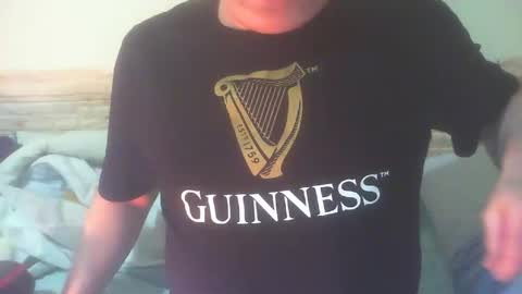 Snapshot of as3ix chatting on January 5, 2026, 11:08 pm as3ix online show from January 5, 2026, 11:08 pm