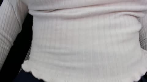 Asami online show from December 18, 2024, 12:54 am