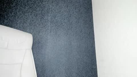 Asami online show from February 28, 2025, 4:32 am