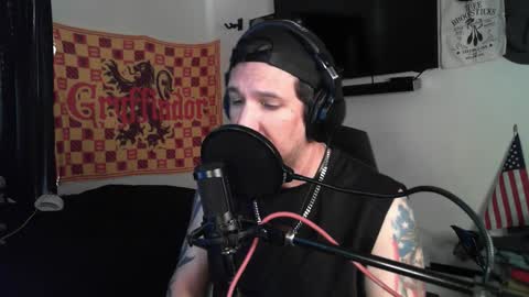 devilPup75 online show from October 16, 2025, 1:56 pm