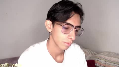 Ash online show from November 27, 2025, 2:13 am