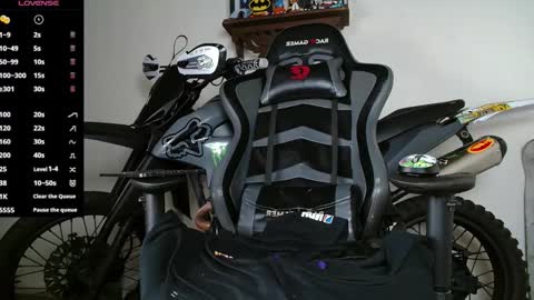 ash_wingrant online show from September 25, 2025, 11:36 am