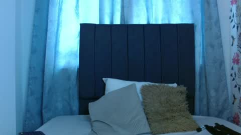 Asha Bliss online show from April 17, 2026, 5:49 pm