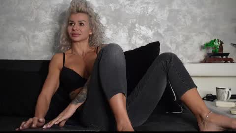 Asha online show from October 2, 2025, 8:54 am