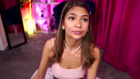 Asha online show from January 3, 2025, 8:22 pm