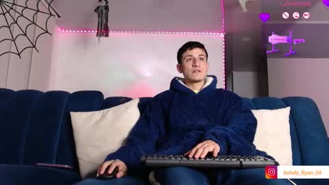 Ashley And Ryan  online show from October 29, 2025, 10:55 pm