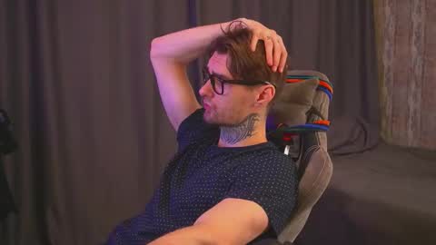 Jerk Machine online show from February 27, 2026, 7:52 am