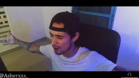 CARIBBEAN DREAM online show from April 23, 2026, 2:13 am