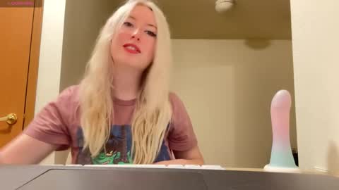 Snapshot of ashisscene chatting on January 6, 2026, 4:16 am ash 3 online show from January 6, 2026, 4:16 am