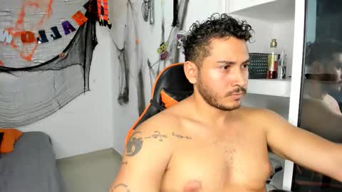 ashlan_king online show from November 4, 2025, 7:46 pm