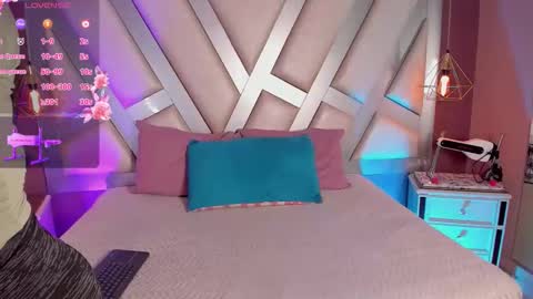 Snapshot of ashleey_bell_ chatting on April 24, 2026, 11:56 am Ashley online show from April 24, 2026, 11:56 am
