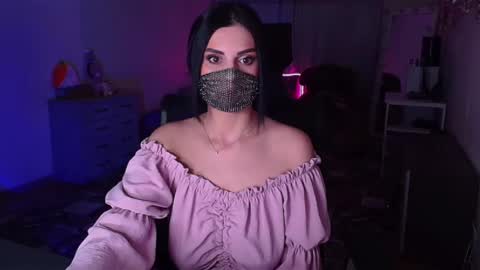   Yasmina   online show from December 4, 2024, 2:42 am