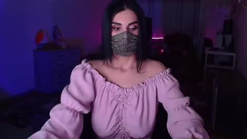   Yasmina   online show from December 14, 2024, 7:18 am