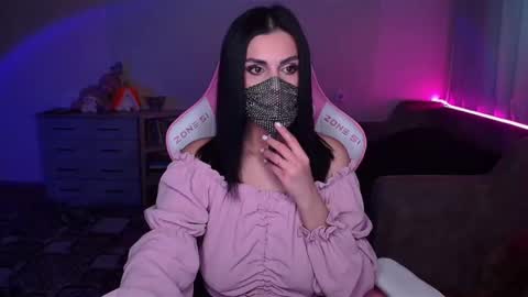   Yasmina   online show from February 8, 2025, 3:52 am