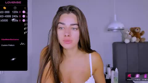 Ashley online show from September 18, 2025, 2:52 pm