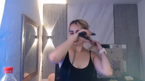 ashley__tylor online show from May 11, 2026, 9:01 pm