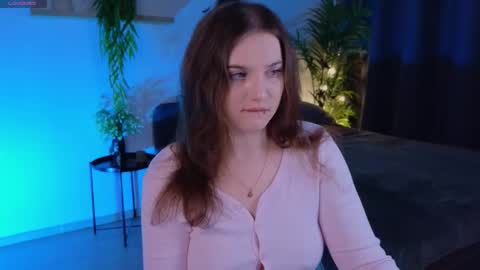   online show from November 20, 2025, 8:03 am