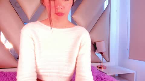 ashley_js online show from January 13, 2025, 4:08 pm