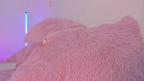 ashley_js online show from June 3, 2026, 12:46 am