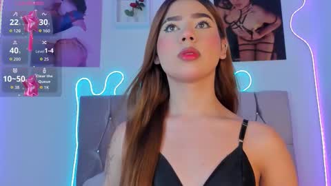 Ashley online show from November 2, 2025, 10:17 am