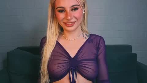 Snapshot of ashley_urban chatting on May 2, 2026, 11:54 pm Ashley online show from May 2, 2026, 11:54 pm