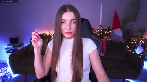 ashleybaee online show from January 6, 2026, 1:37 pm