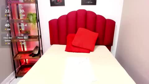 ashleyrobert_ online show from February 20, 2025, 11:54 pm