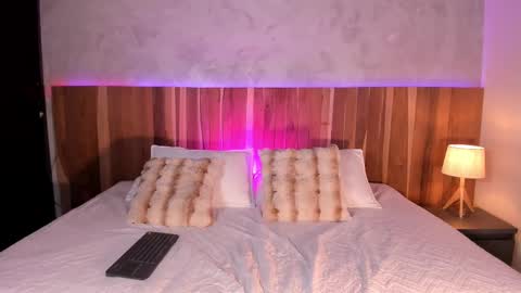 Ashley Santoss online show from September 24, 2025, 4:38 am