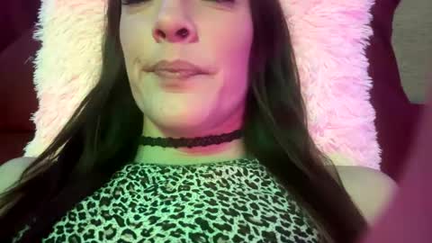 Ashley online show from January 10, 2025, 4:22 am