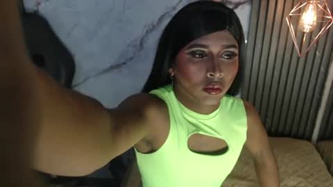 ashleysofiathenison online show from June 22, 2026, 4:20 am