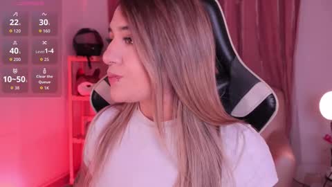 Ashley Lauren online show from December 23, 2025, 3:59 am