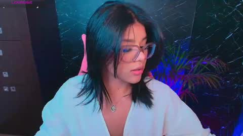 Ashleyy18   online show from September 20, 2025, 11:39 pm