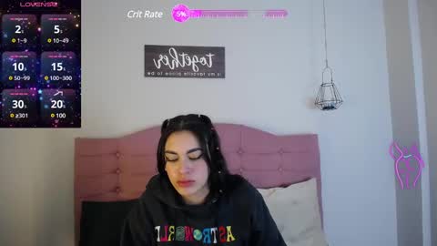 kylie online show from February 17, 2025, 3:36 am