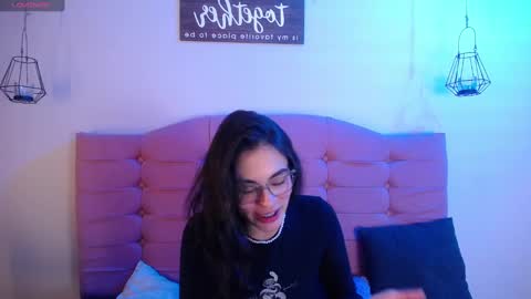 kylie online show from March 8, 2025, 6:43 am