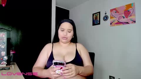 ashliecooperr online show from November 29, 2025, 3:42 am