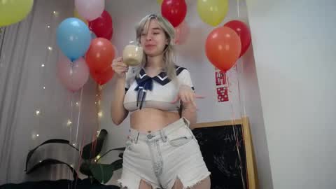 ashly_cherry online show from April 20, 2026, 5:10 am