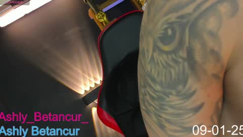 Ashly Betancur  online show from January 8, 2025, 8:29 pm