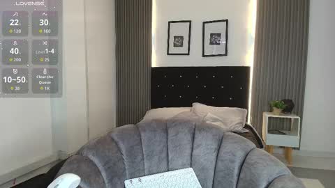    online show from September 11, 2025, 7:03 pm